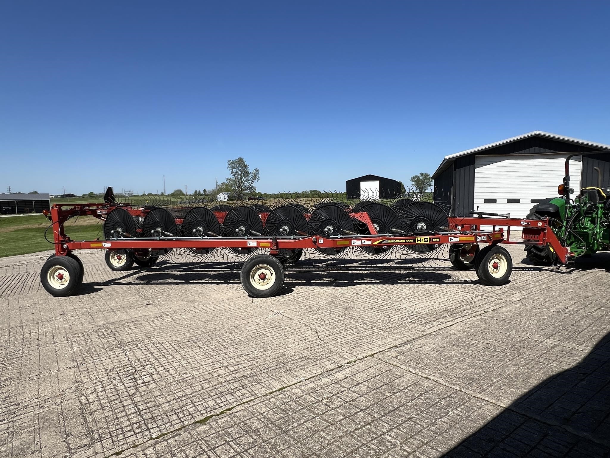 2021 H & S 6116 Rake