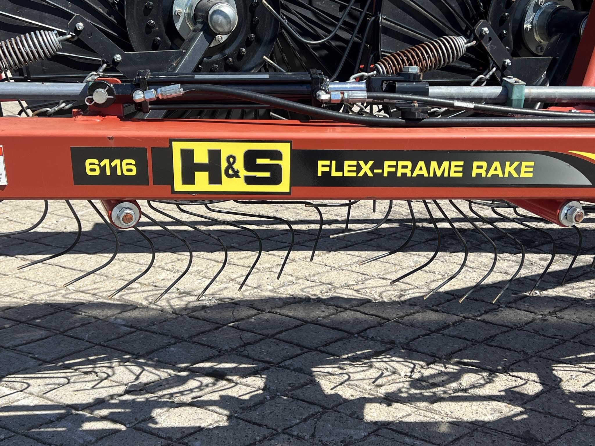 2021 H & S 6116 Rake