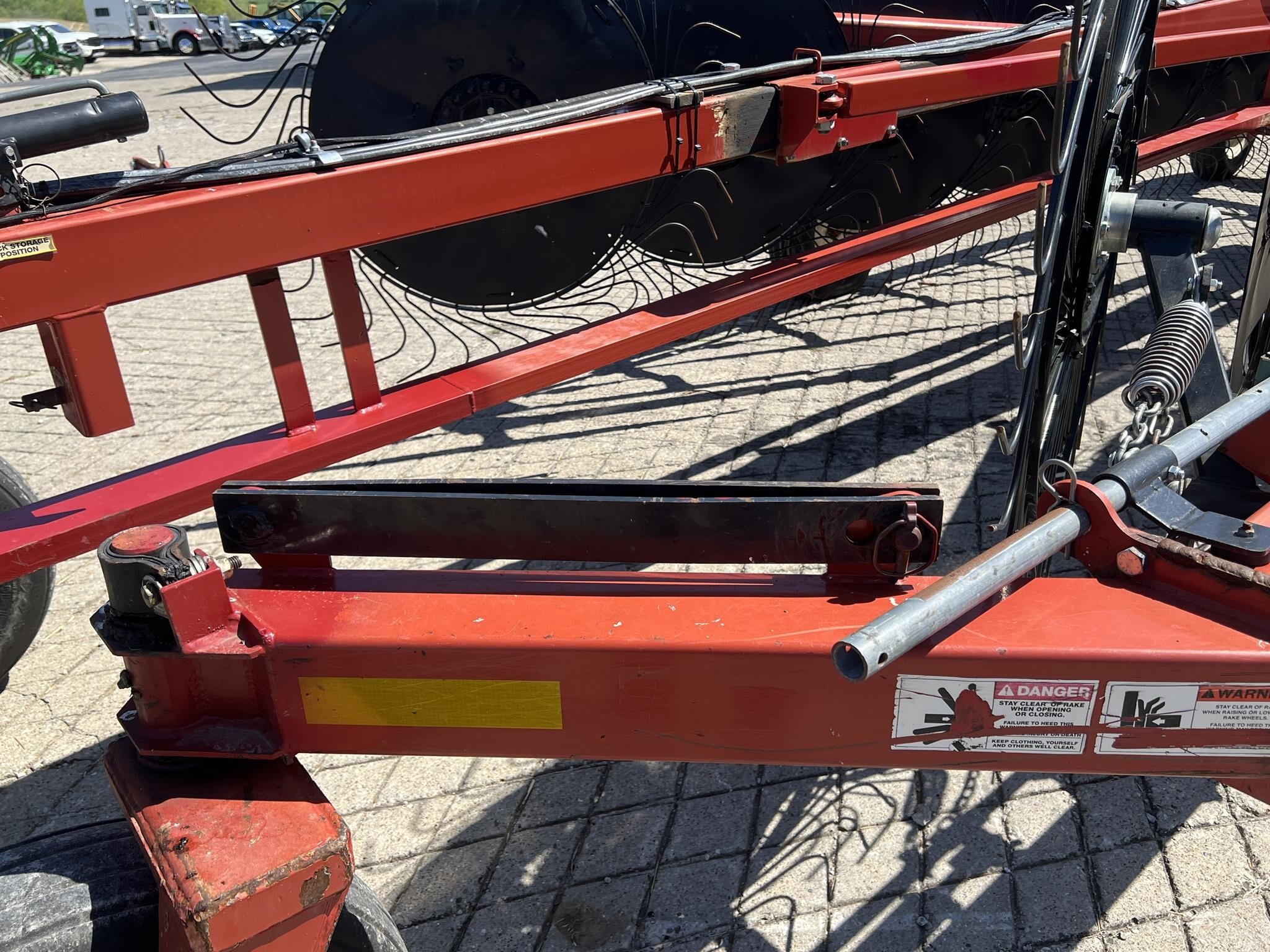 2021 H & S 6116 Rake