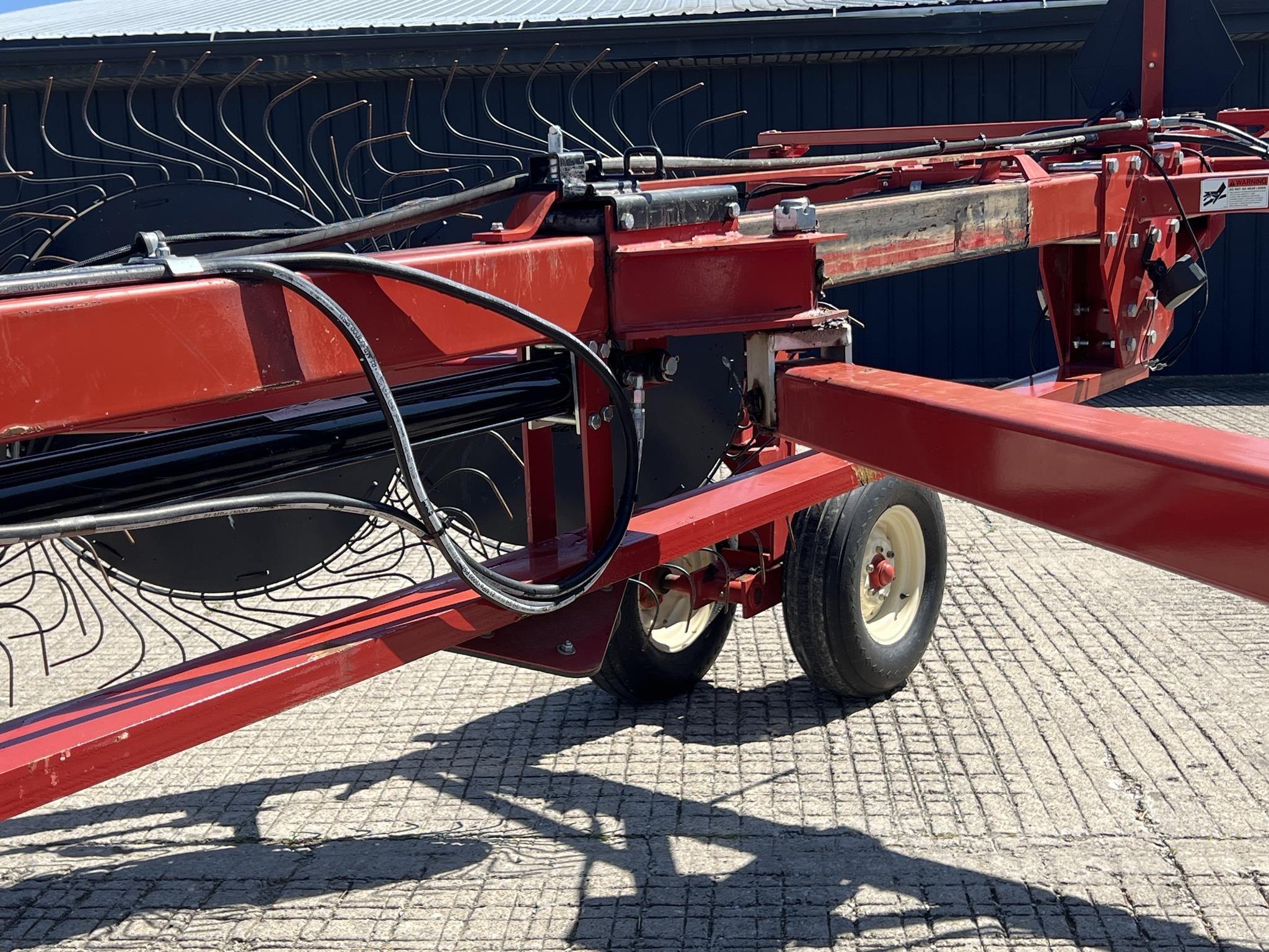 2021 H & S 6116 Rake