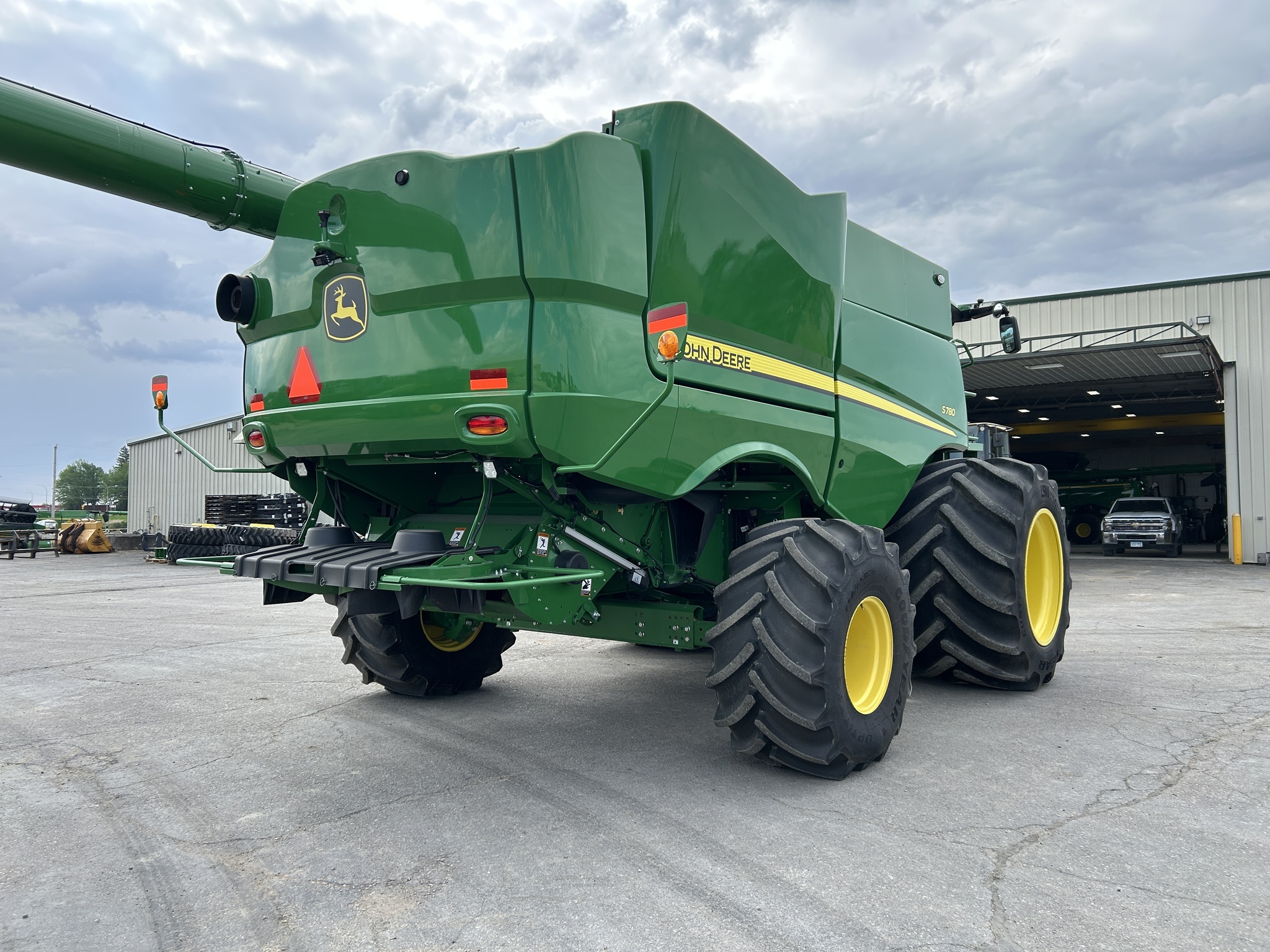 2023 John Deere S780 Combine