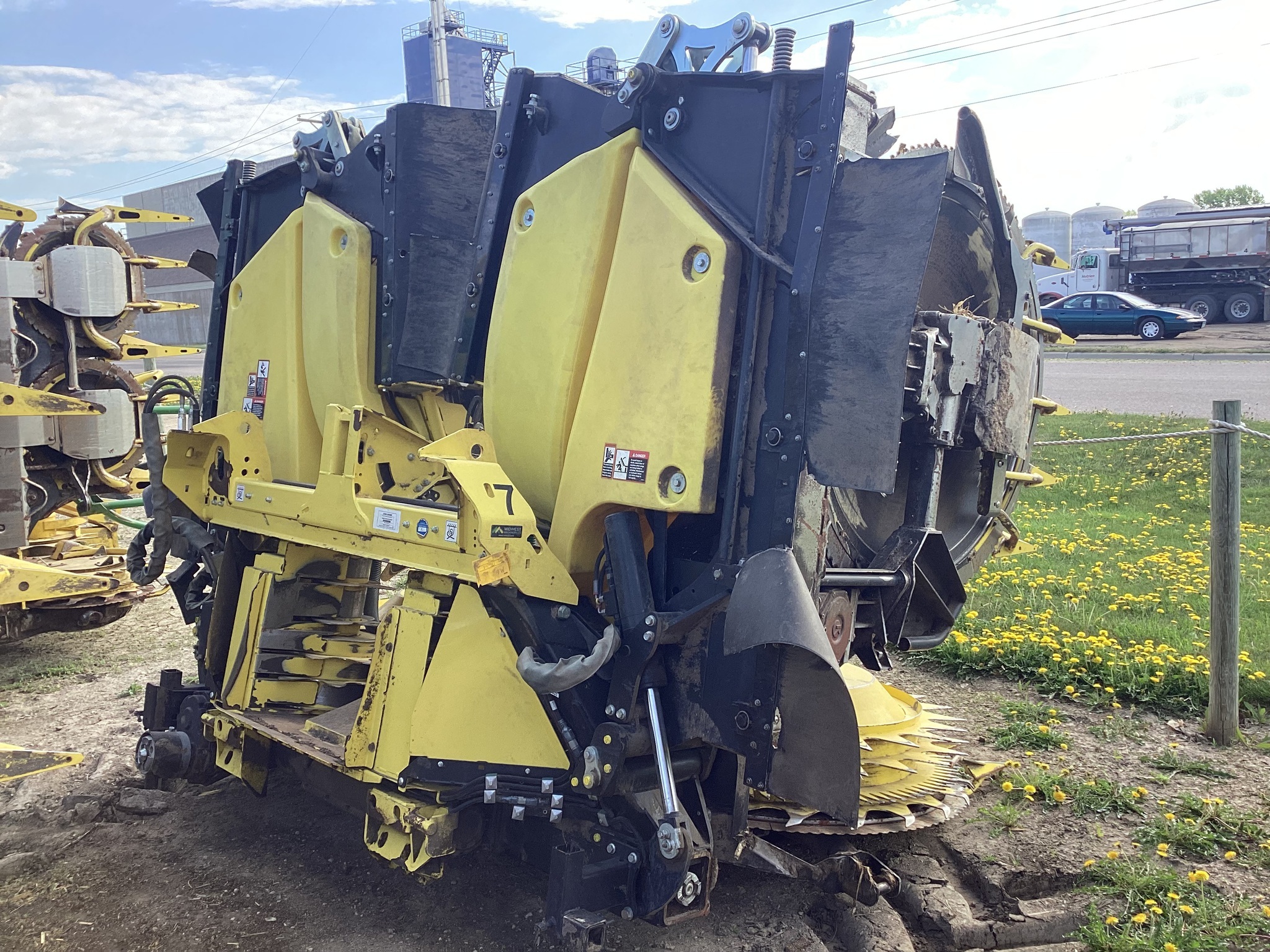 2022 John Deere 772 Corn Head