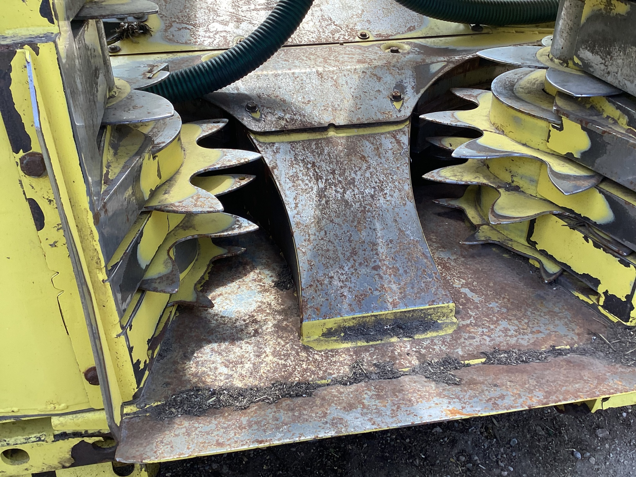 2022 John Deere 772 Corn Head
