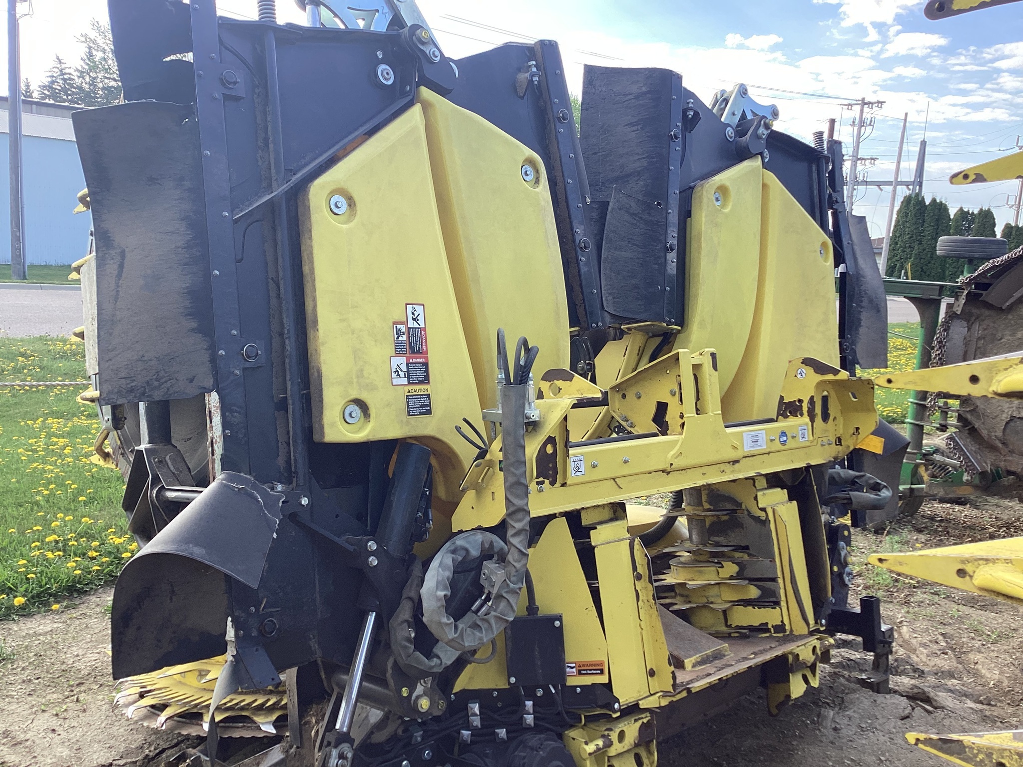 2022 John Deere 772 Corn Head