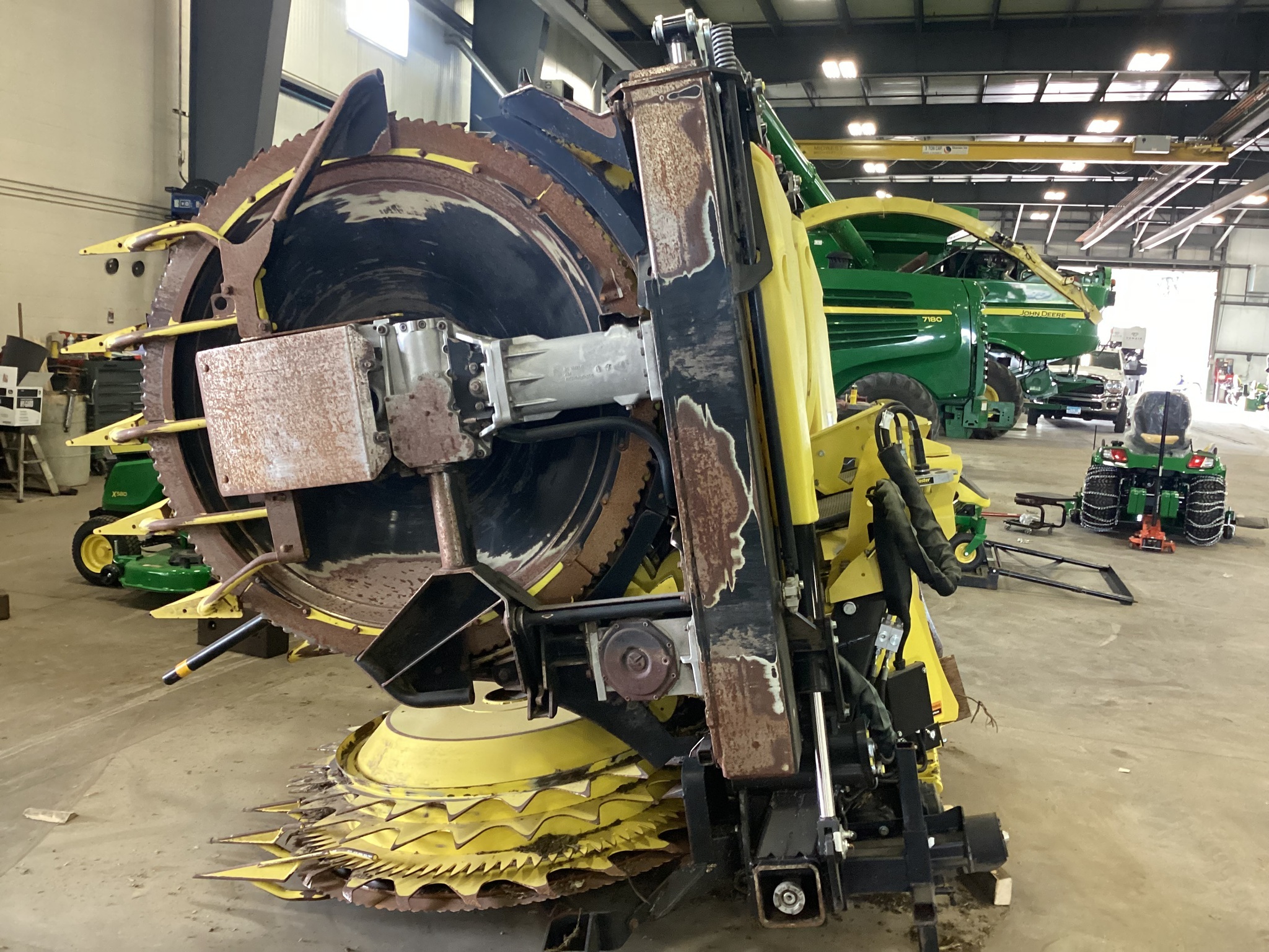 2022 John Deere 772 Corn Head
