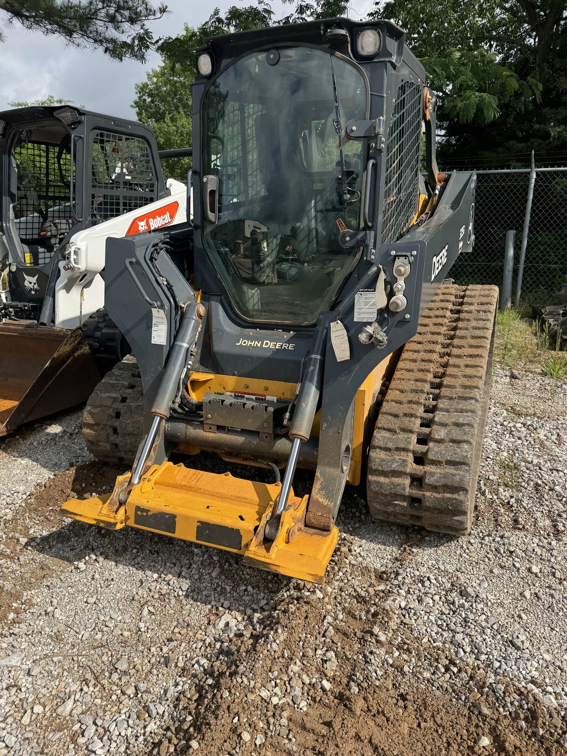 2023 Deere 325G Skid Steer