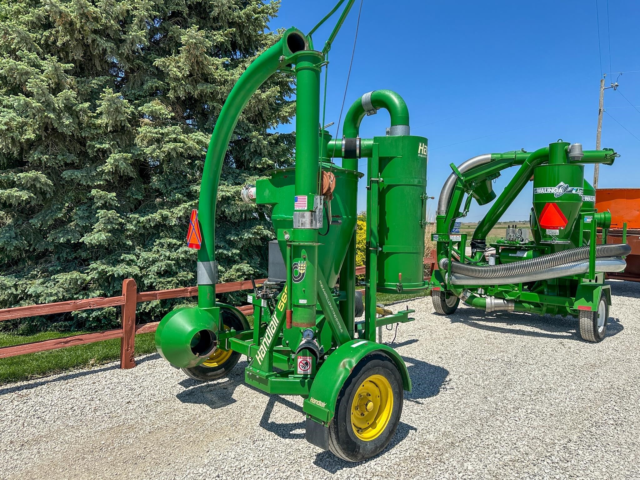  Handlair 560 Grain Vac