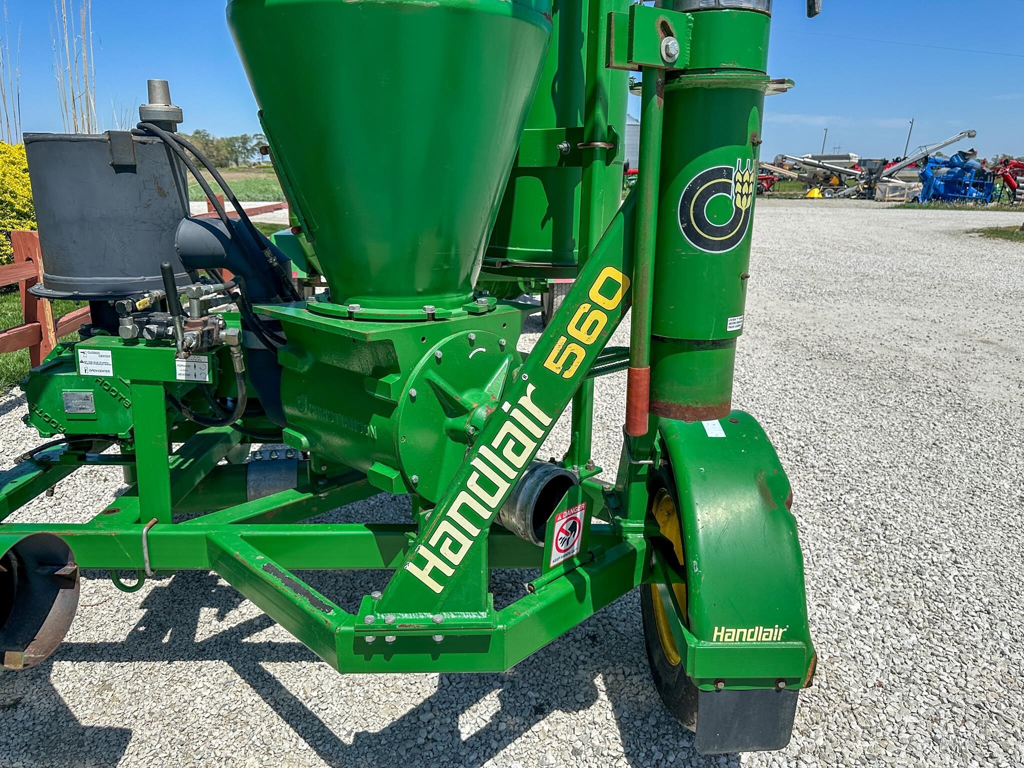  Handlair 560 Grain Vac