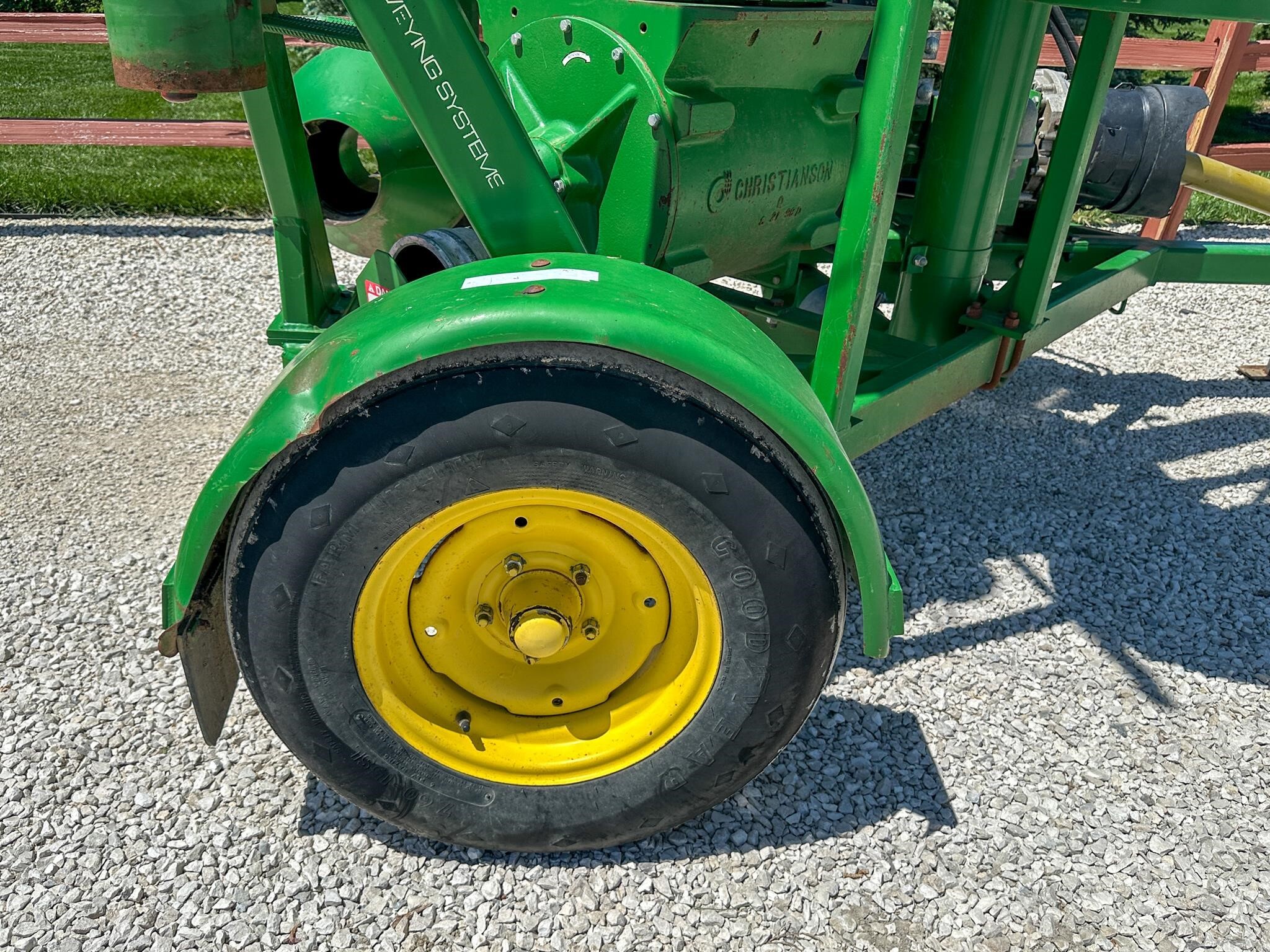  Handlair 560 Grain Vac