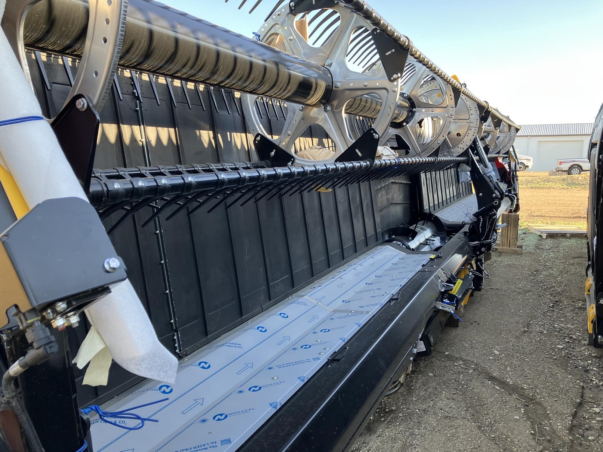 2025 MacDon FD235 Platform