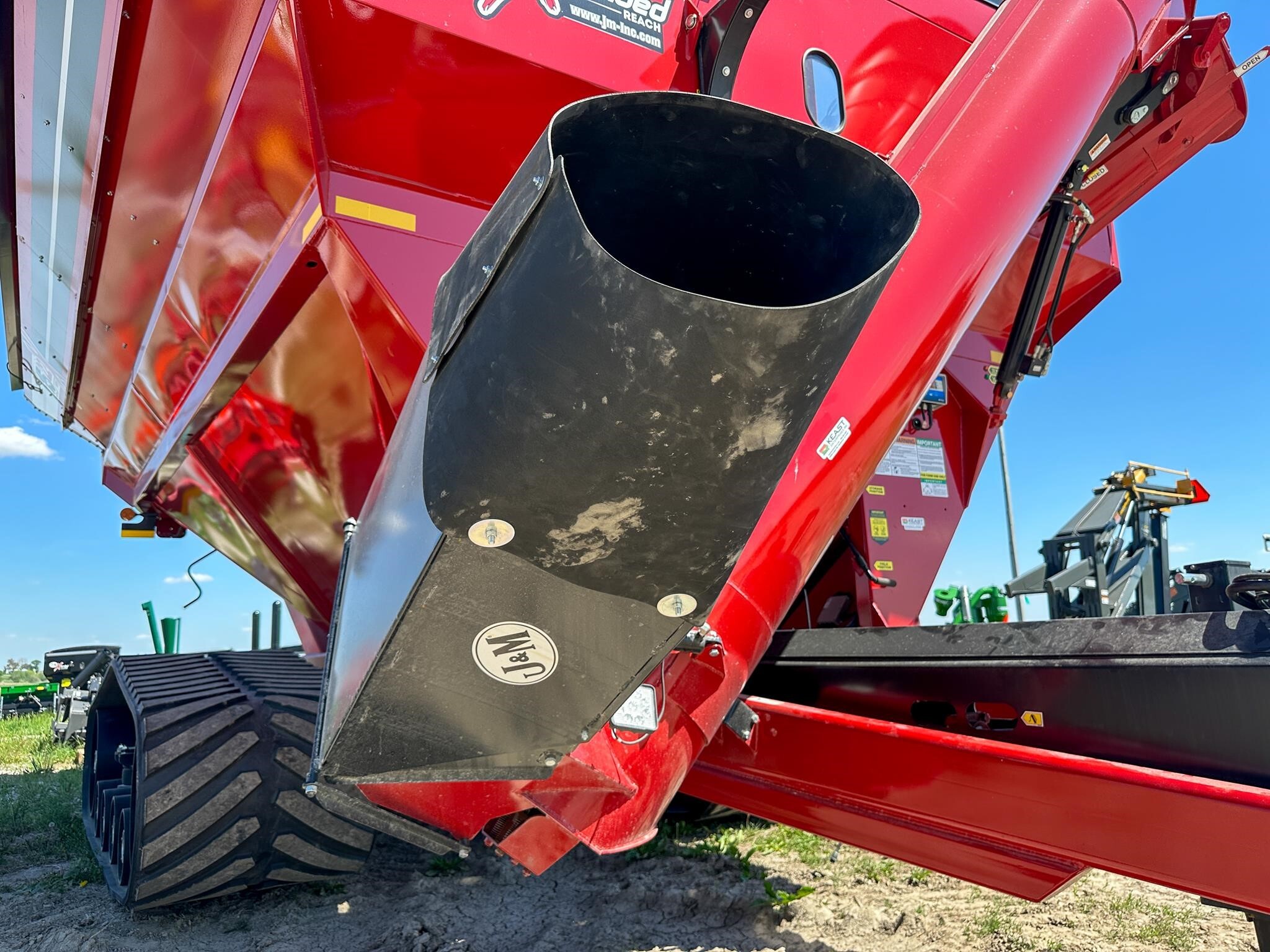2026 J&M 1522-20T Grain Cart