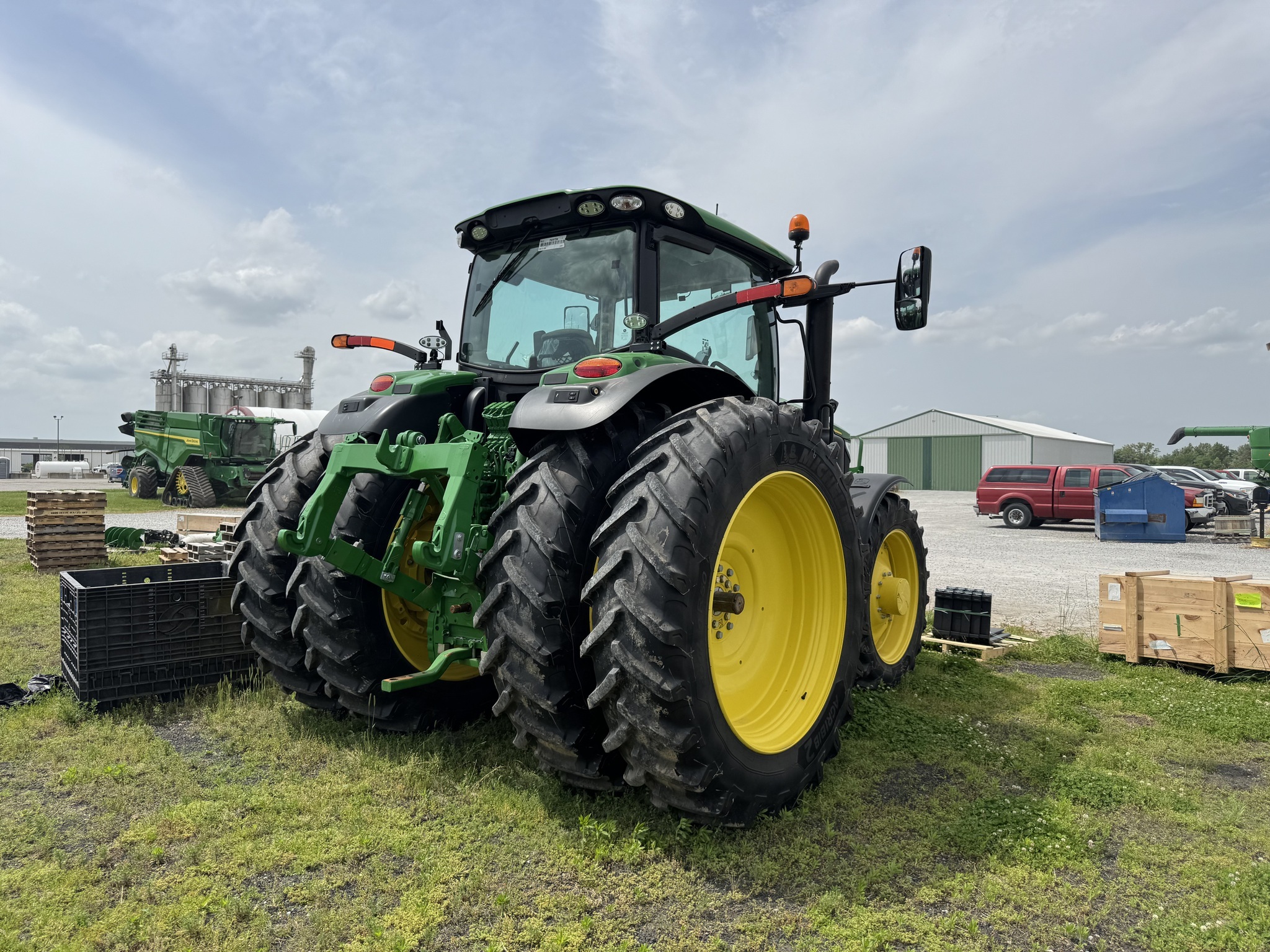 2024 John Deere 6R 175 Tractor