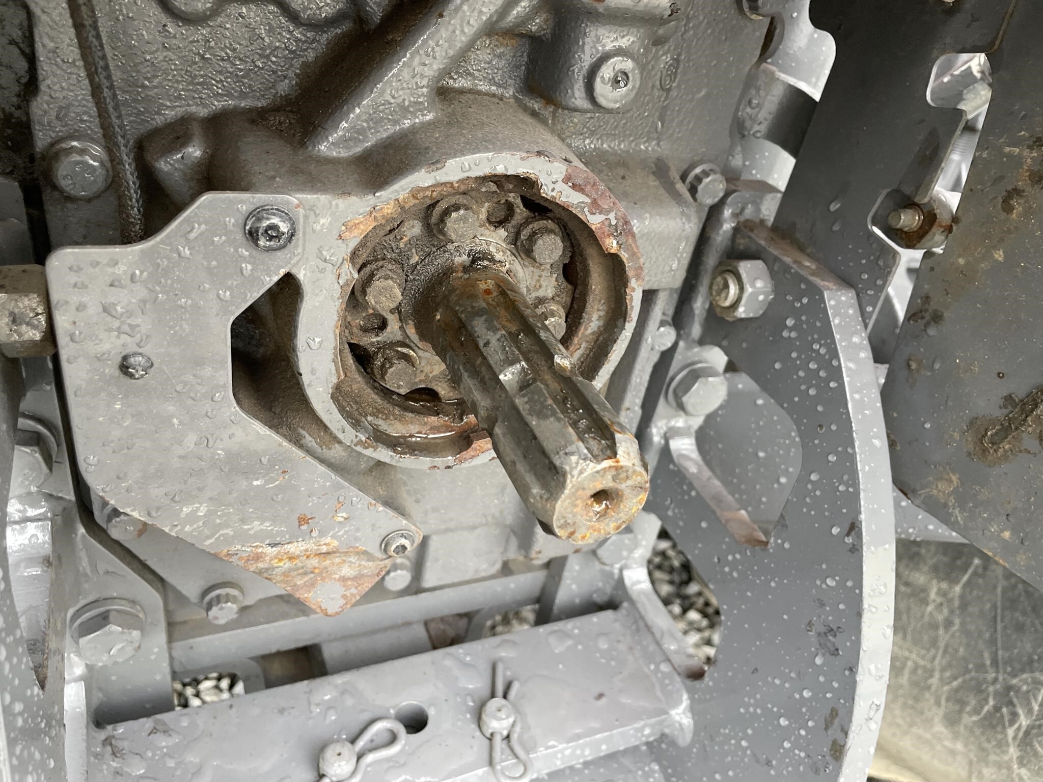 2016 Massey Ferguson 4710 Tractor