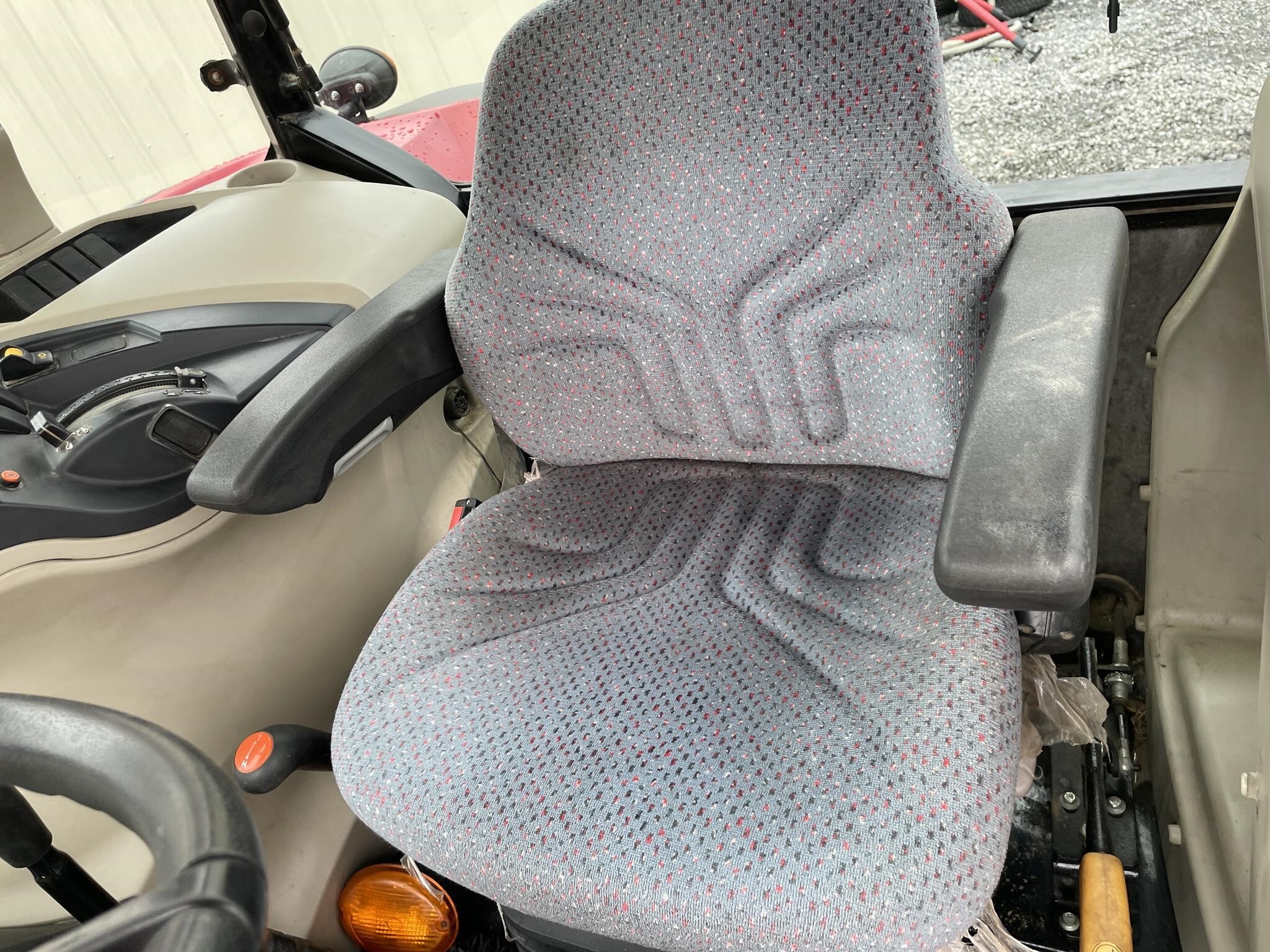 2016 Massey Ferguson 4710 Tractor