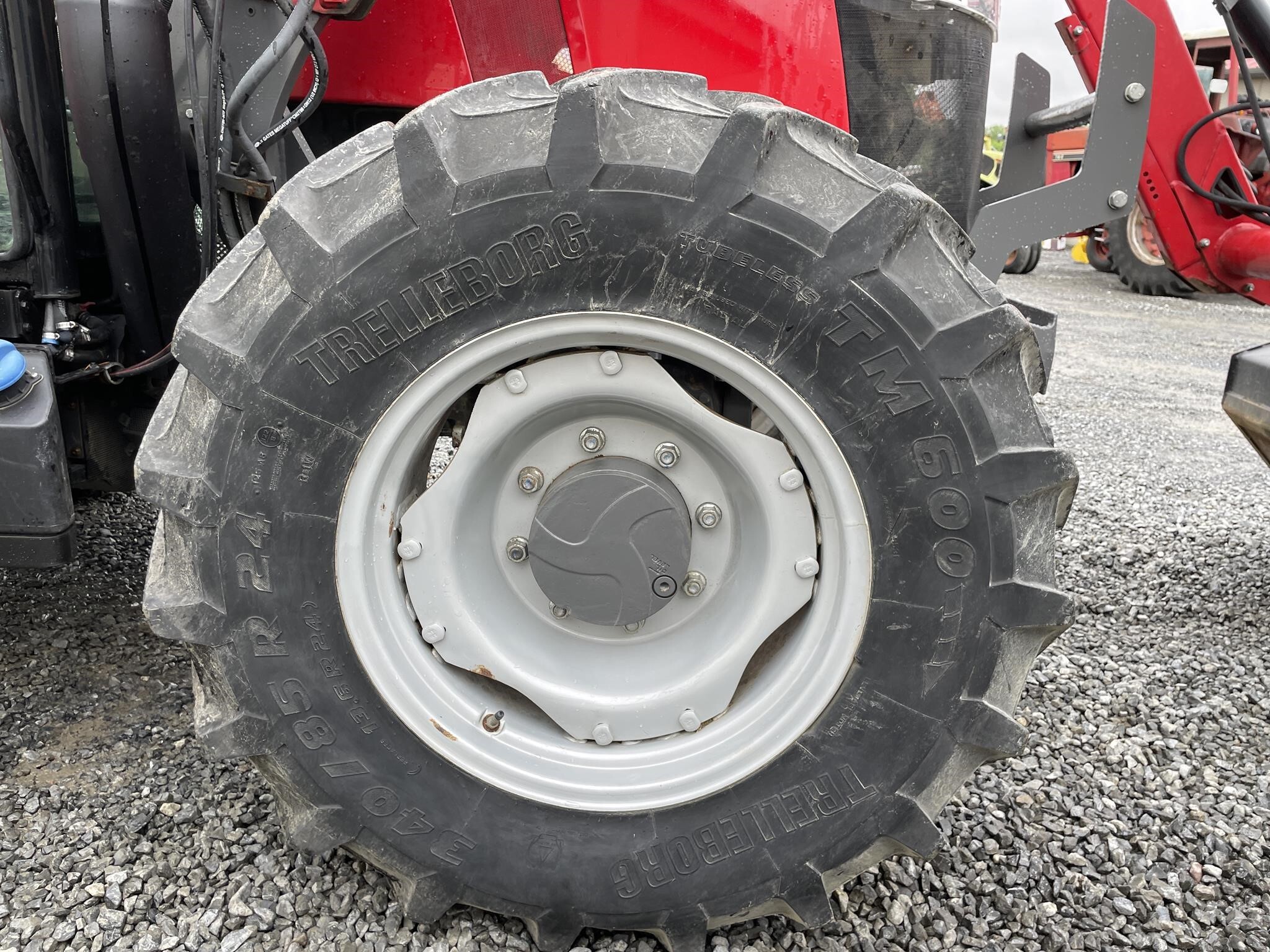 2016 Massey Ferguson 4710 Tractor
