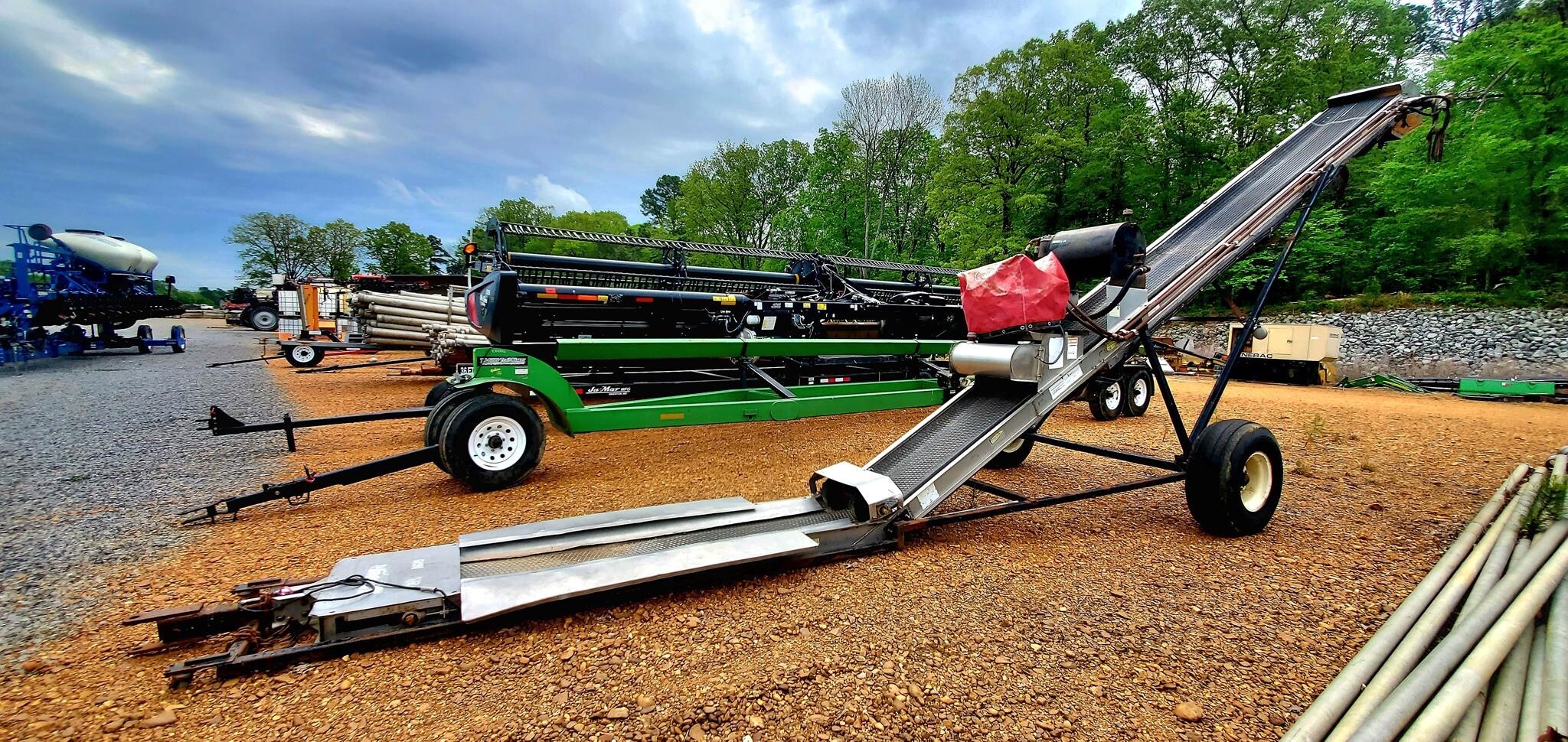  Adams Fertilizer Equipment FL24 Miscellaneous