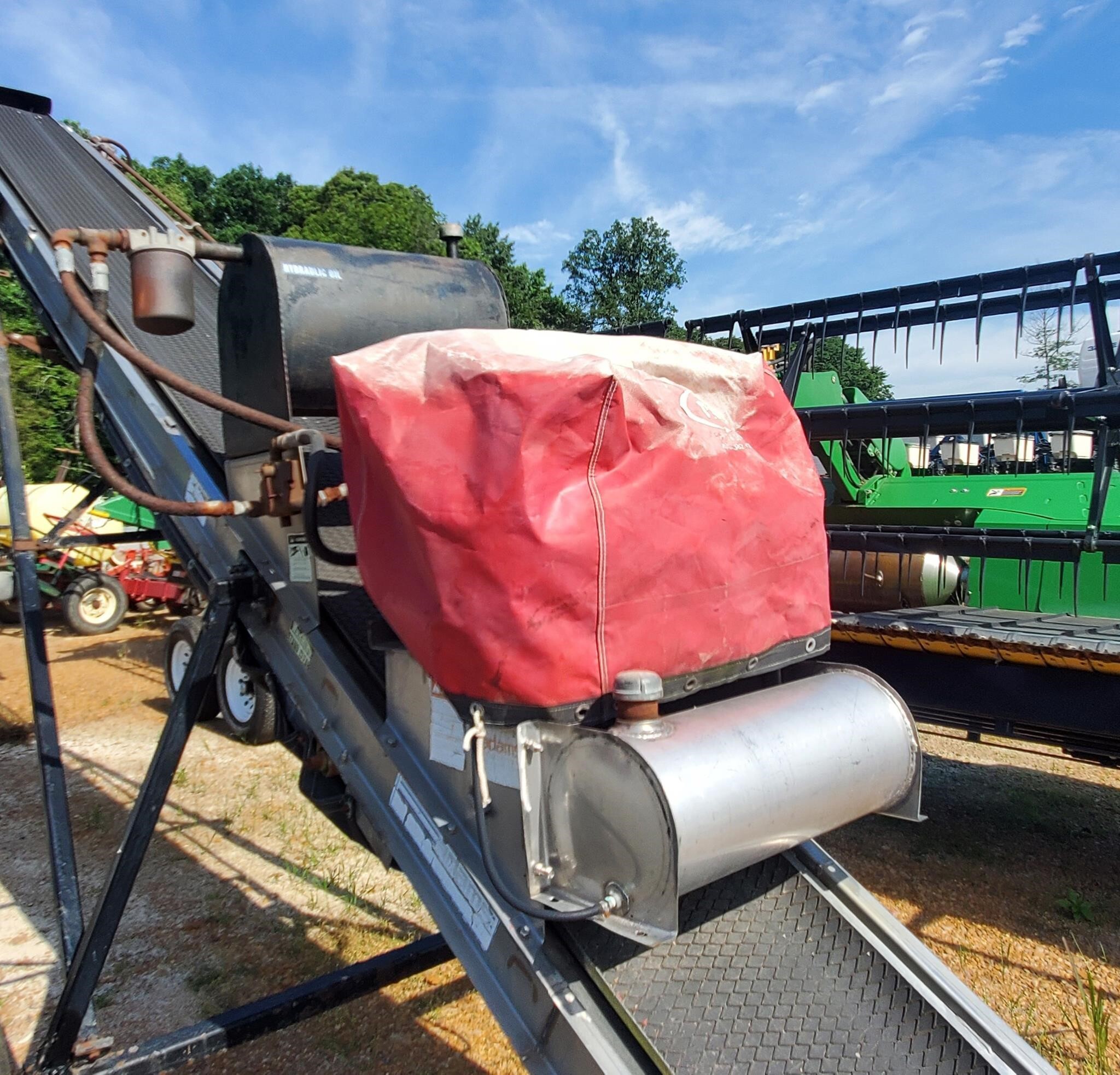  Adams Fertilizer Equipment FL24 Miscellaneous