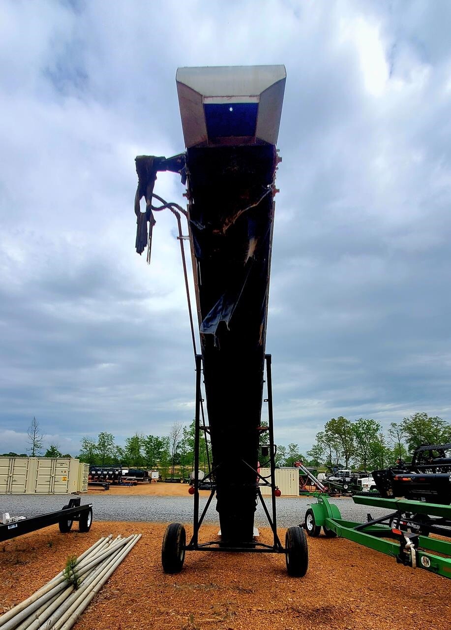  Adams Fertilizer Equipment FL24 Miscellaneous