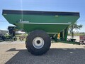 2025 Parker 1142 Grain Cart