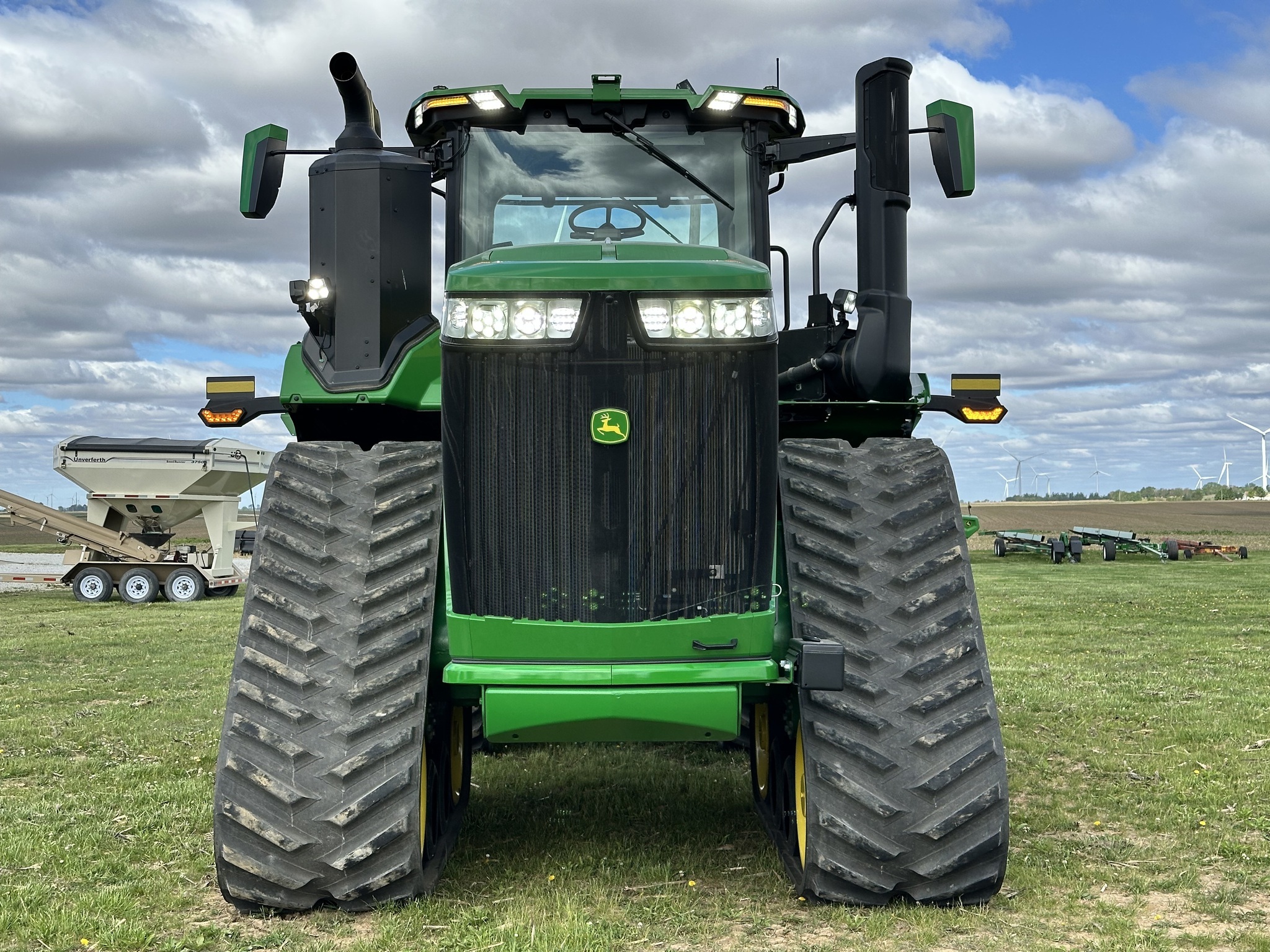 2023 John Deere 9RX 590 Tractor