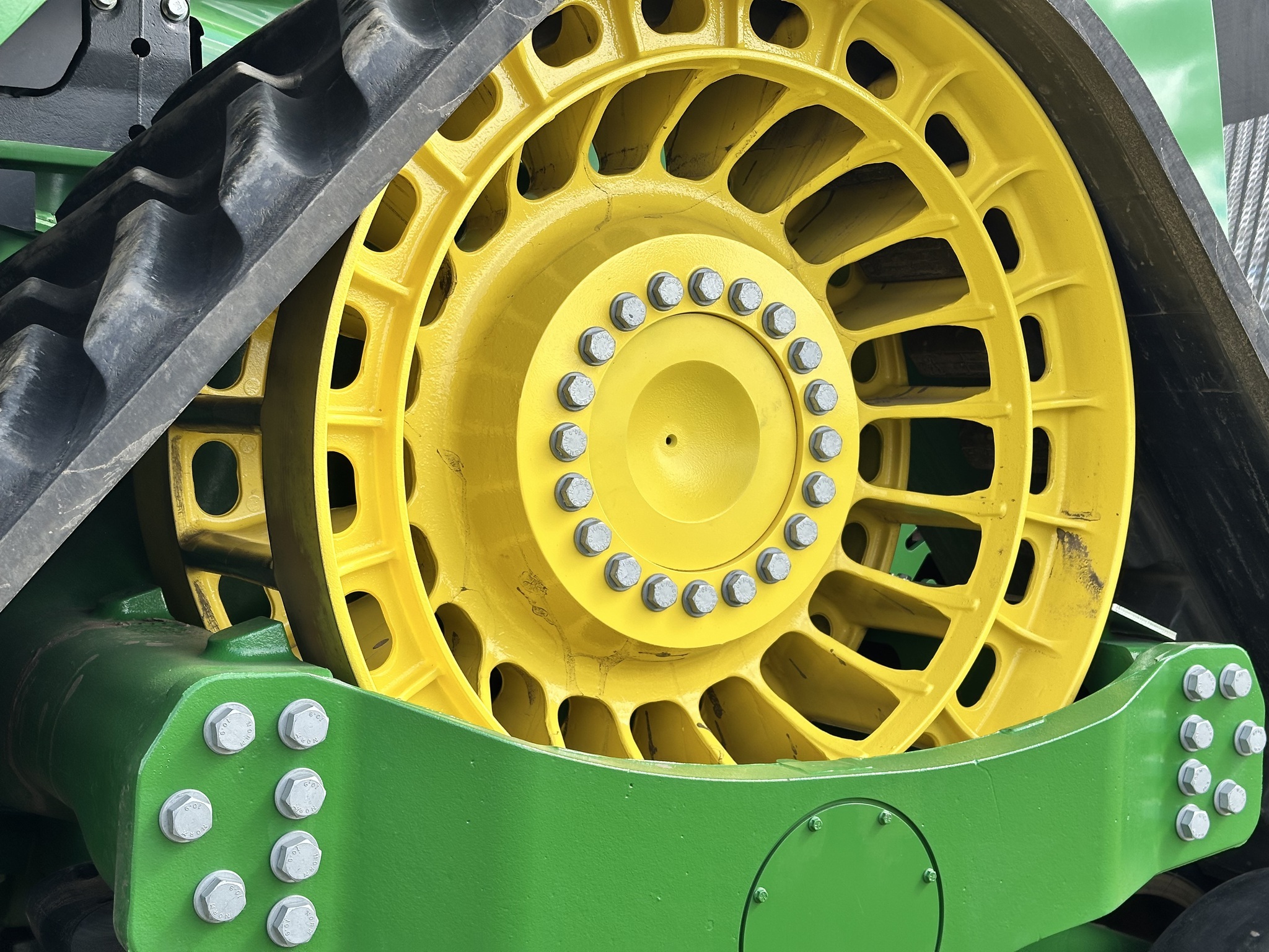 2023 John Deere 9RX 590 Tractor