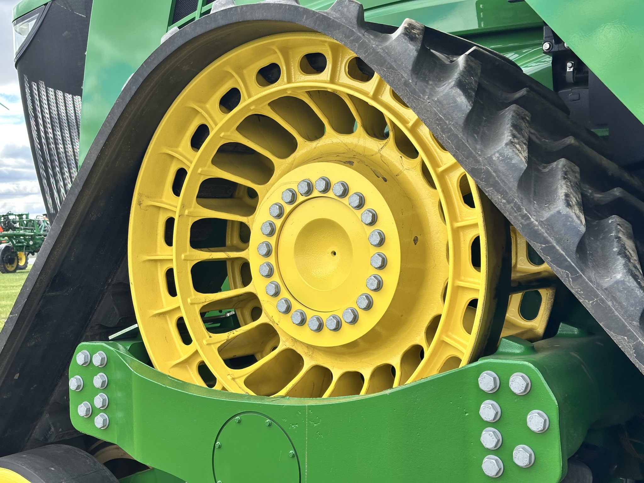2023 John Deere 9RX 590 Tractor
