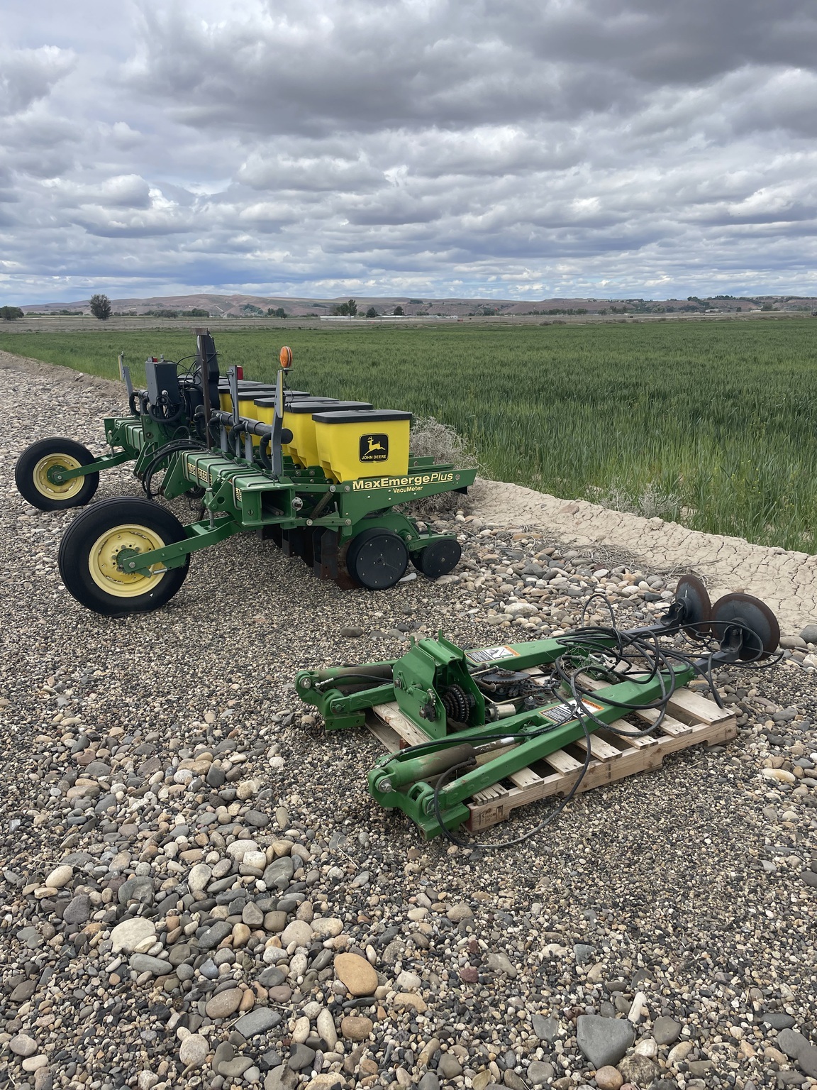  John Deere 1730 Planter