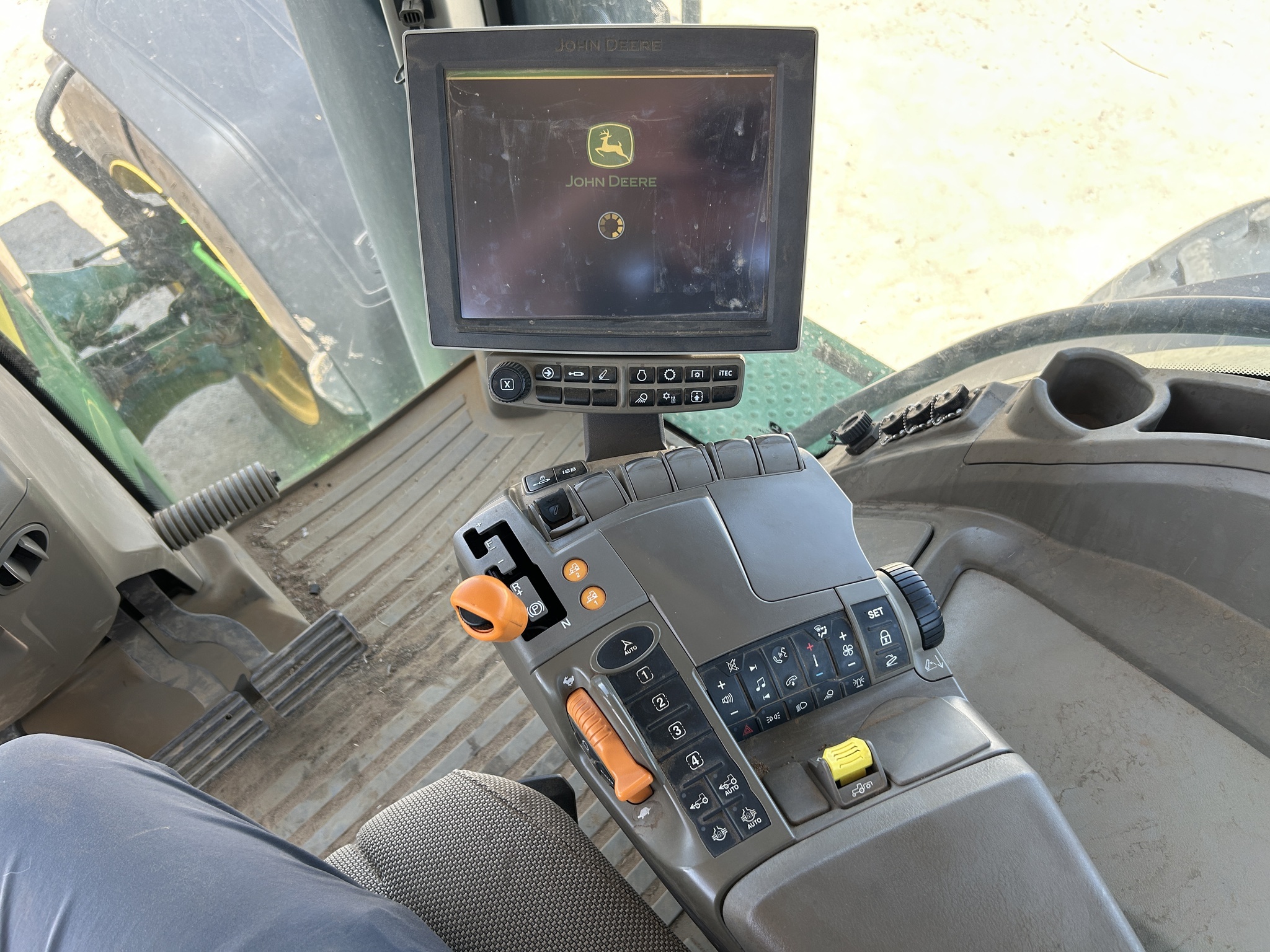 2023 John Deere 8R 410 Tractor