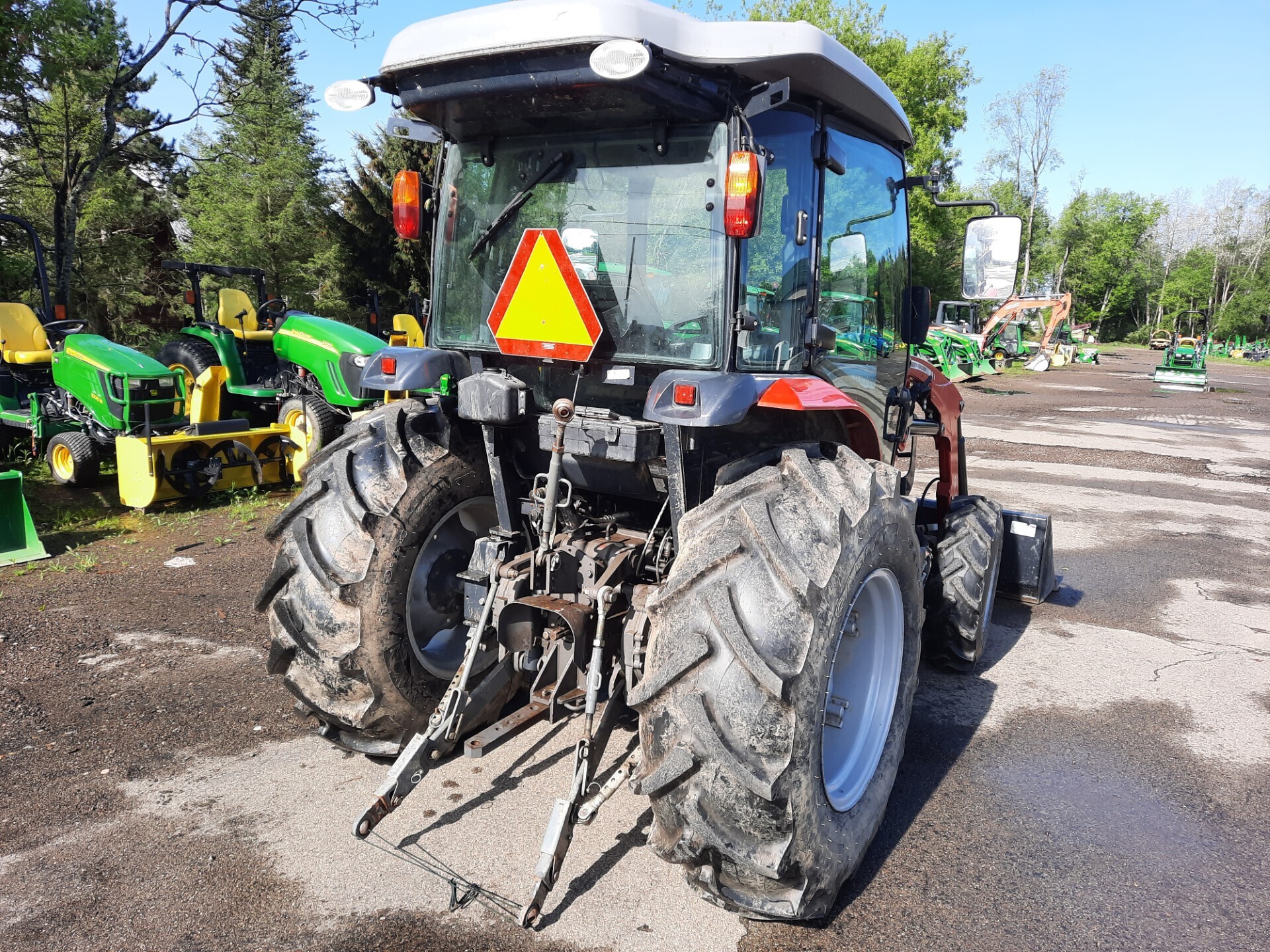 2018 Massey Ferguson 1750M Tractor
