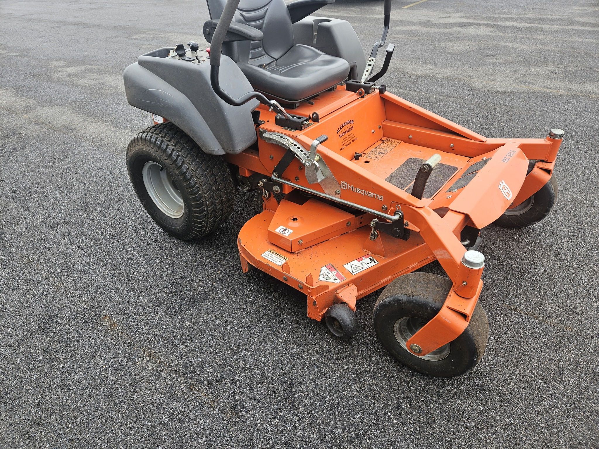 2018 Husqvarna MZ 52LE Lawn Mower