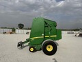  John Deere 569 Round Baler