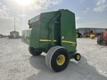  John Deere 569 Round Baler