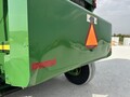  John Deere 569 Round Baler