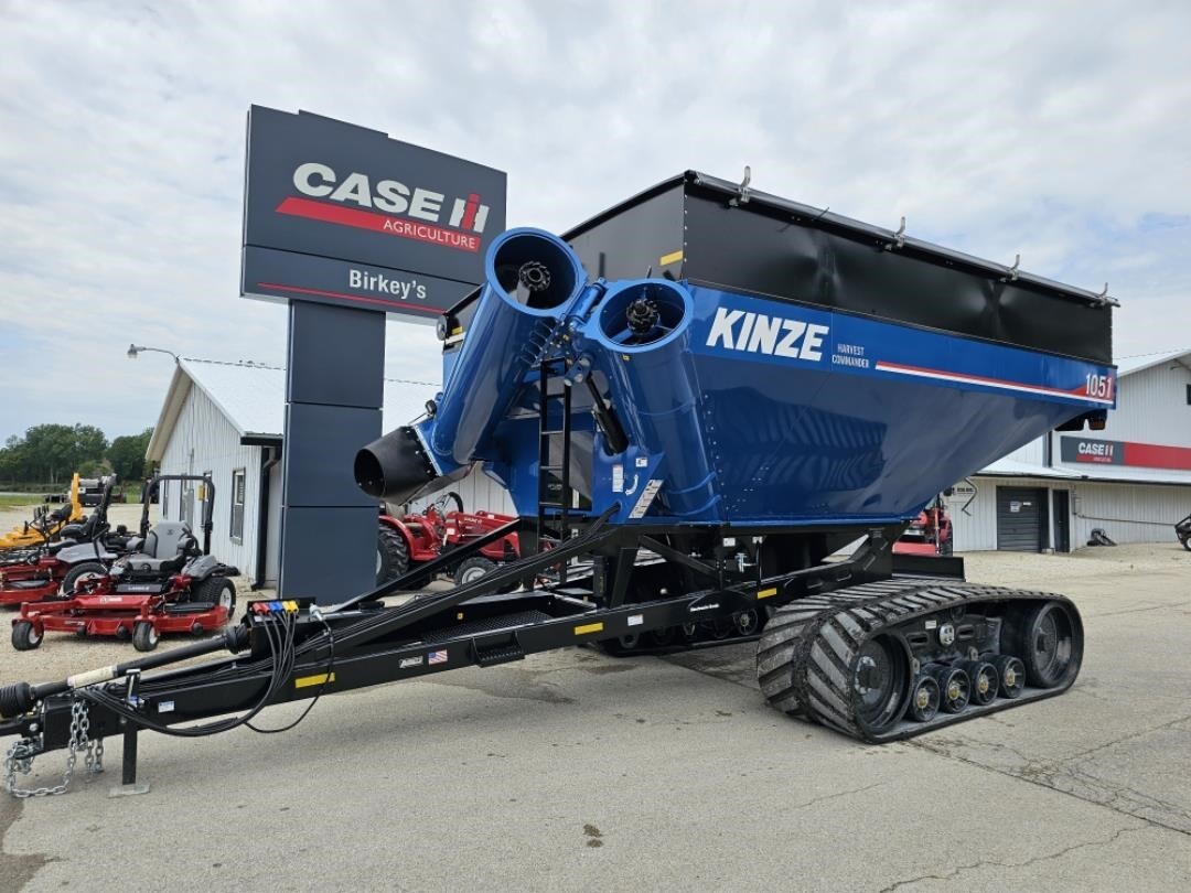  Kinze 1051 Grain Cart