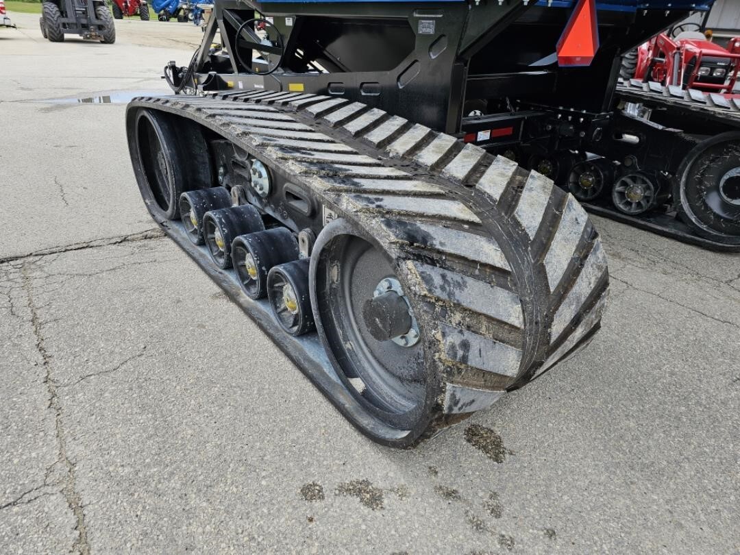  Kinze 1051 Grain Cart