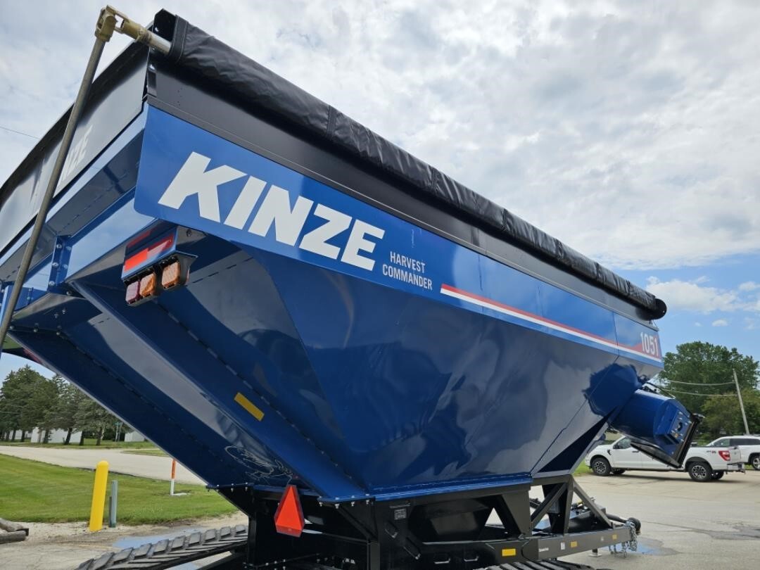  Kinze 1051 Grain Cart