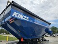  Kinze 1051 Grain Cart