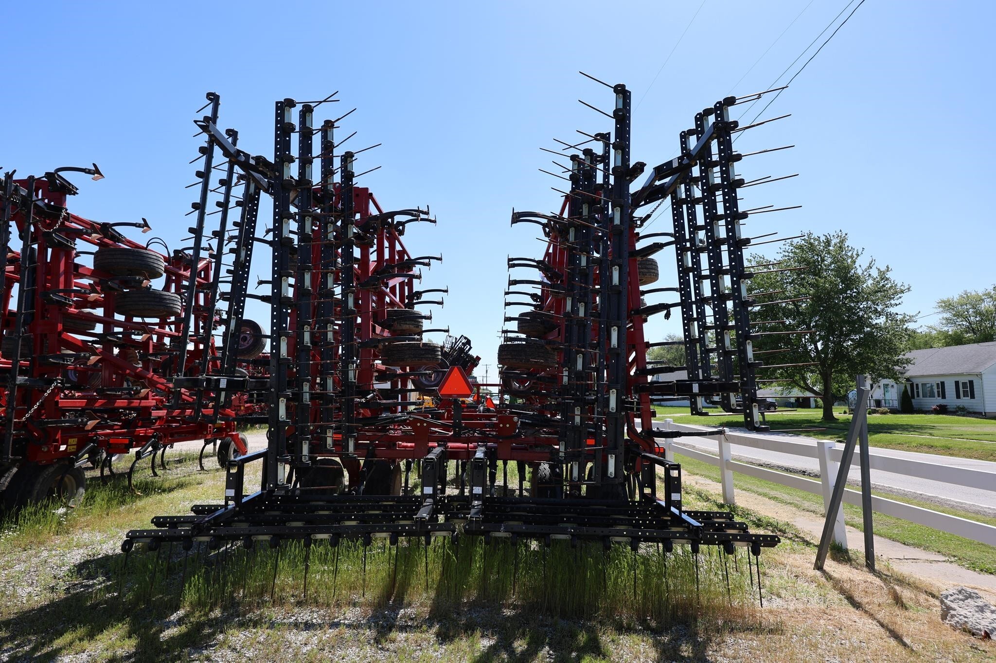 2021 Case IH Tiger-Mate 255 Field Cultivator