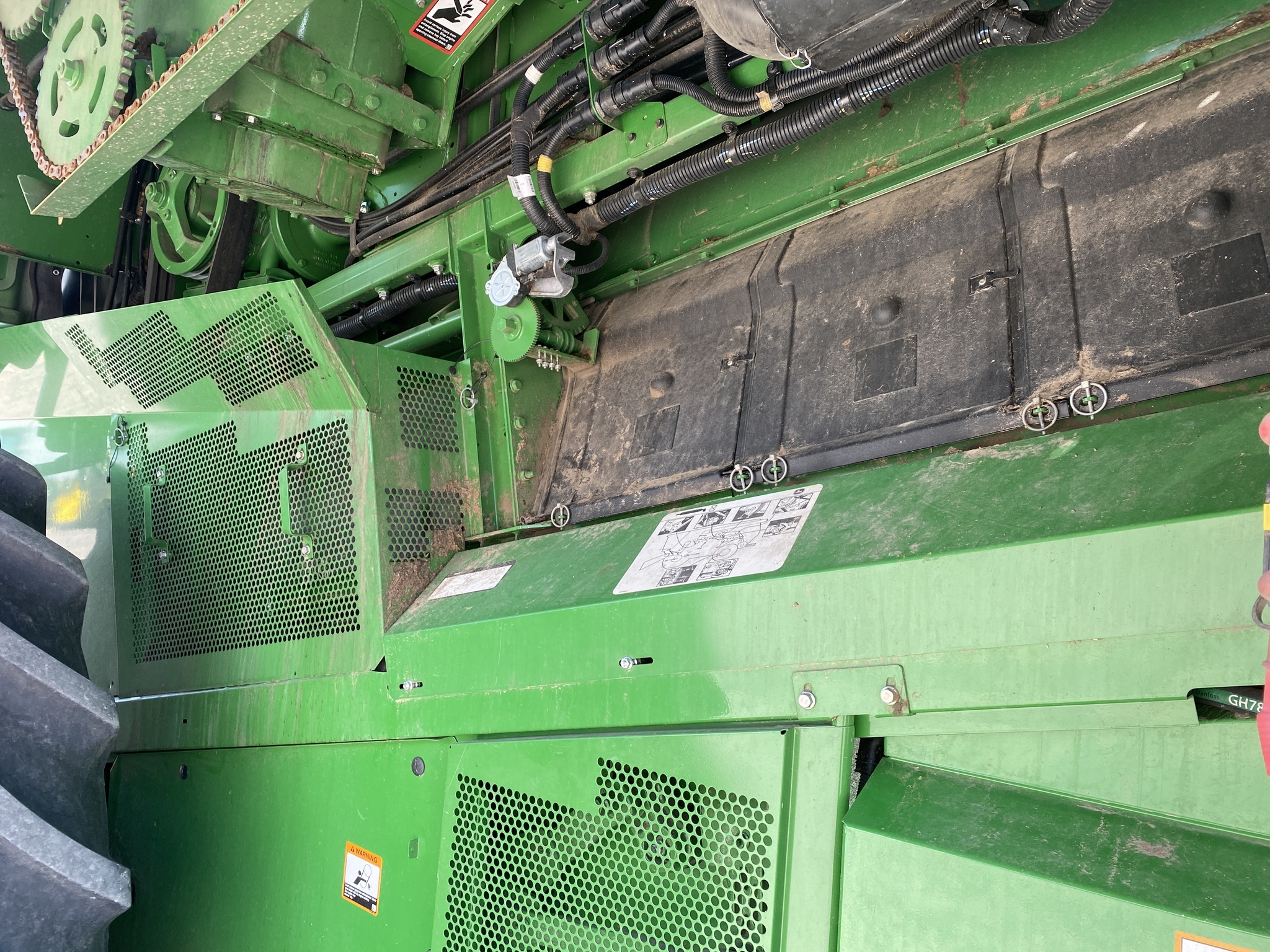 2024 John Deere S780 Combine