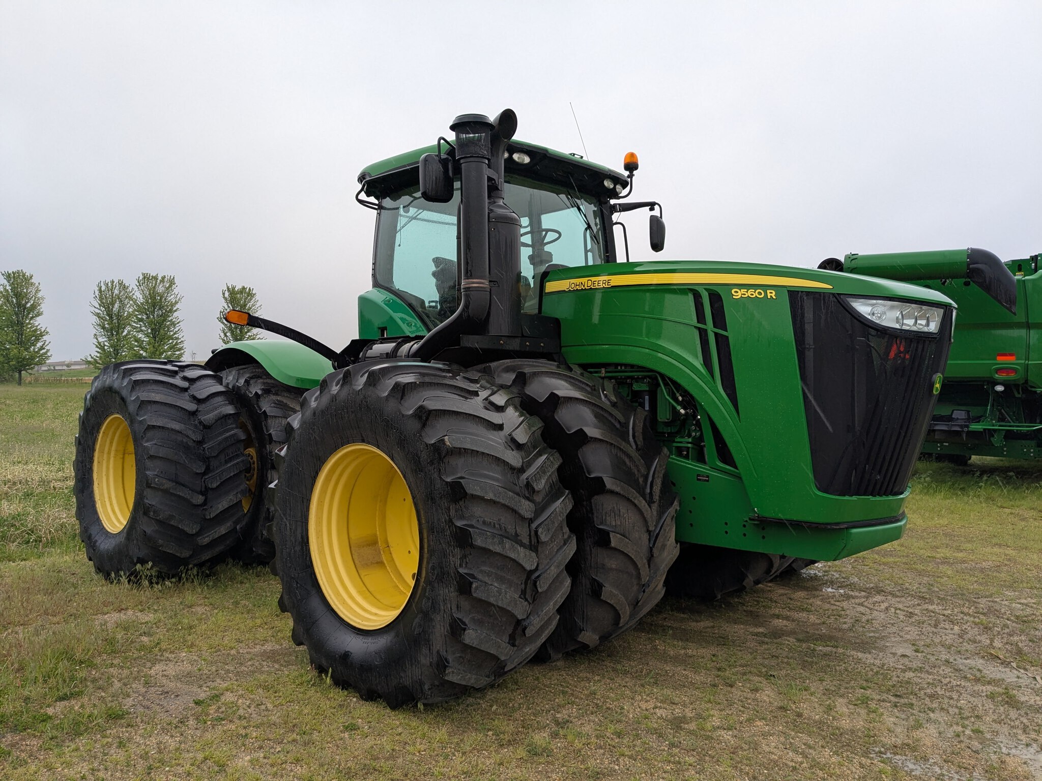 2012 John Deere 9560R Tractor