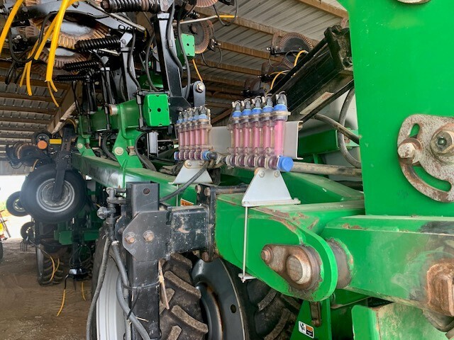 2019 Unverferth NutriMax 1800 Toolbar