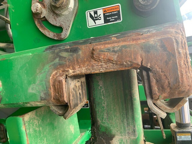 2019 Unverferth NutriMax 1800 Toolbar