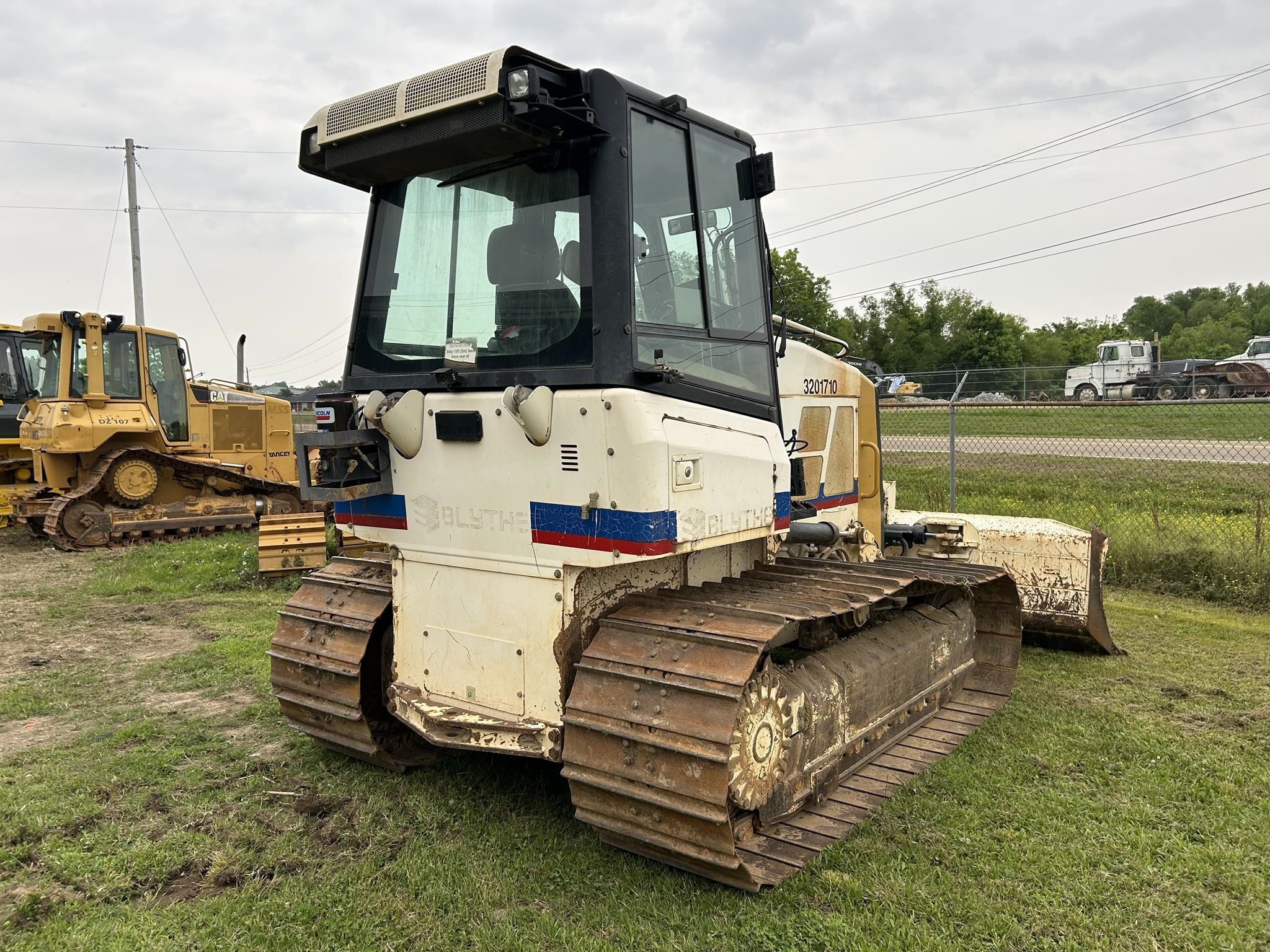 2015 Caterpillar D4K2 LGP Dozer