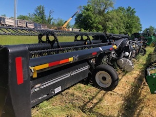 2019 MacDon FD140 Platform