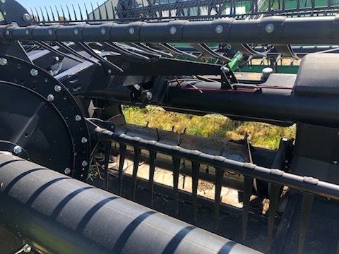 2019 MacDon FD140 Platform