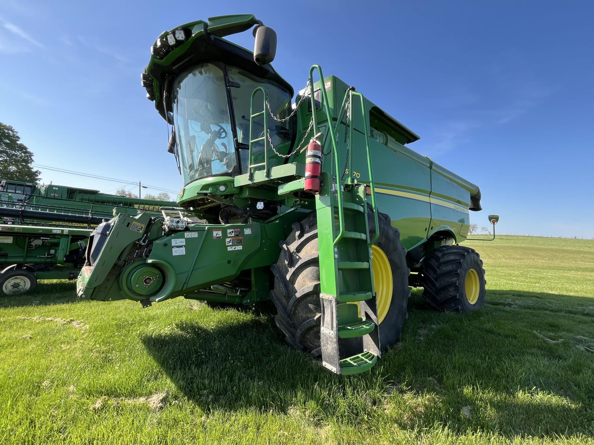 2023 John Deere S770 Combine