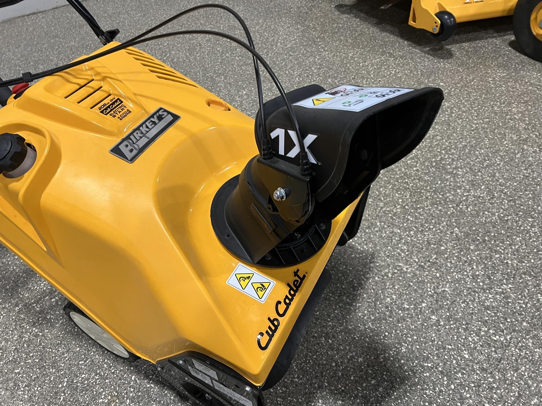 2023 Cub Cadet 1X 21LHP Snow Blower