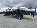 2010 Kinze 3660 ASD Planter