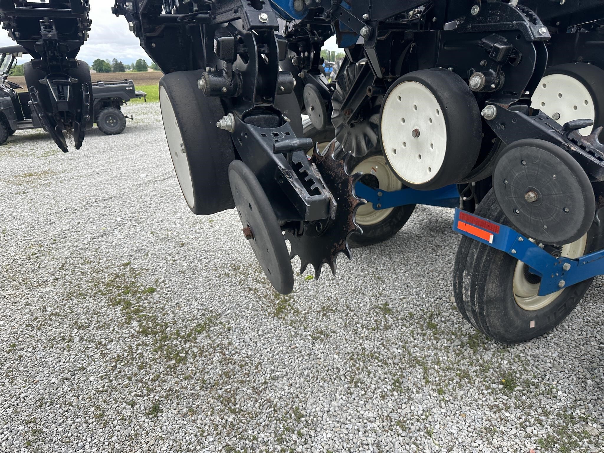 2010 Kinze 3660 ASD Planter