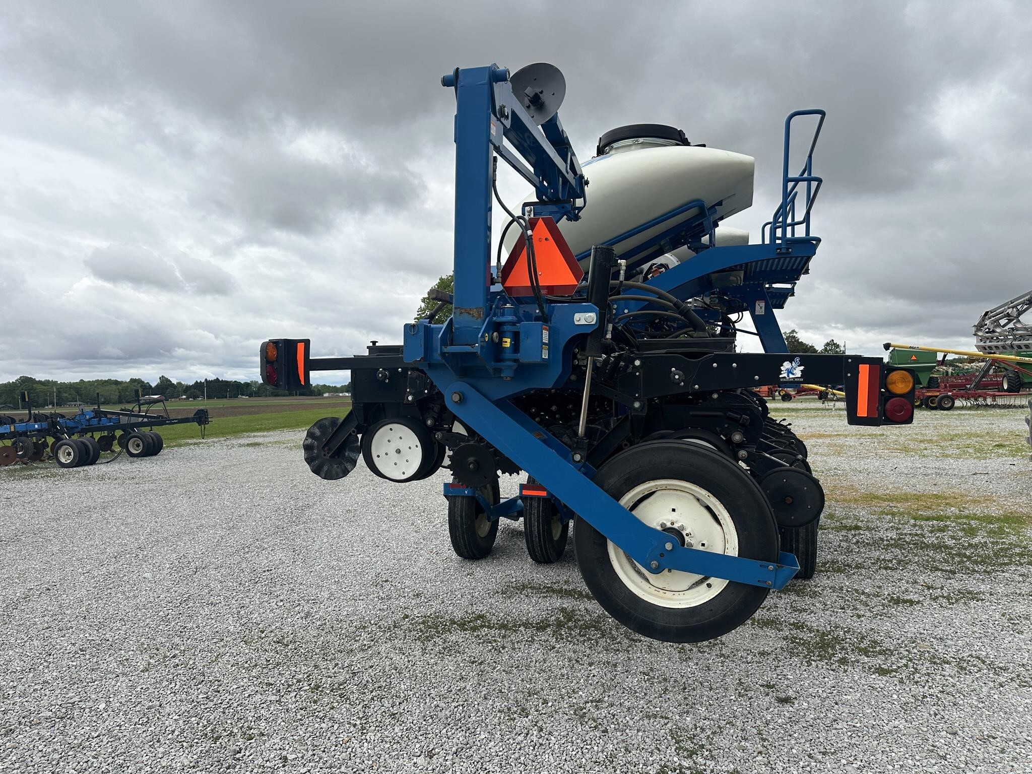2010 Kinze 3660 ASD Planter